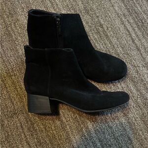 Kenneth Cole Reaction- Road Stop